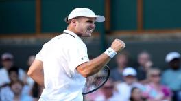 Fery marches on as Britain’s unlikely Wimbledon standard-bearer