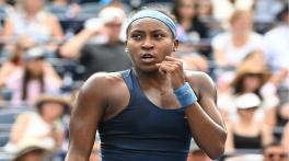  Gauff reaches Toronto semis after Bencic withdraws